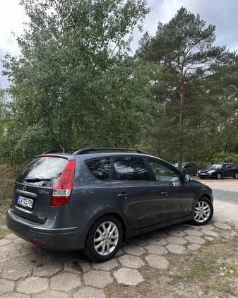 Hyundai I30 cena 15900 przebieg: 231000, rok produkcji 2011 z Łasin małe 154